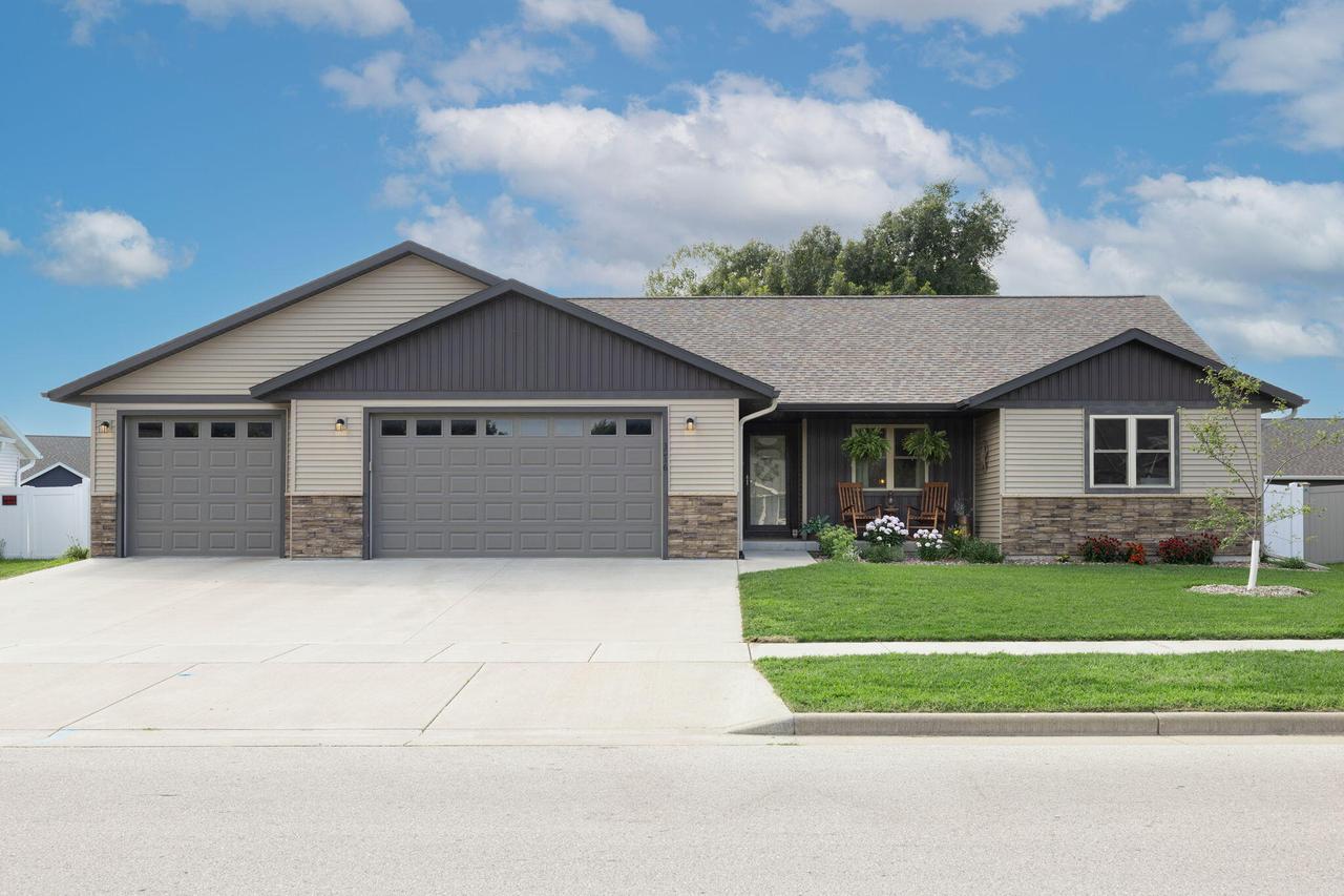 3216 Horton St, Holmen, WI 54636