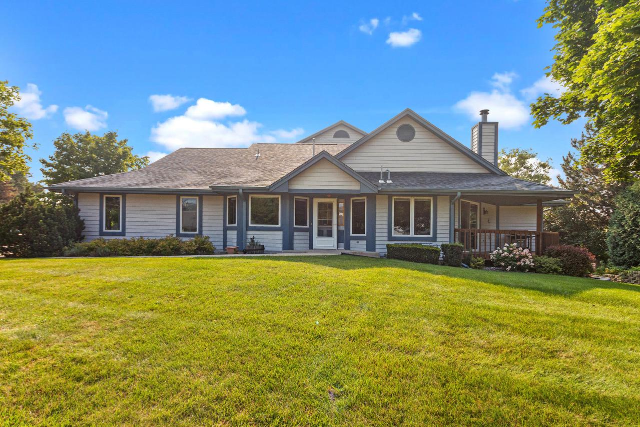 619 Bay View, Mukwonago, WI 53149