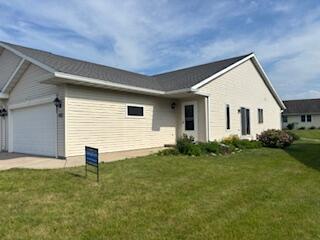 1060 4th St, Fond Du Lac, WI 54935