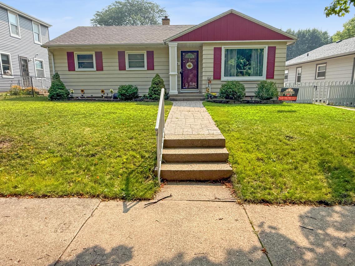 3710 N 78th St, Milwaukee, WI 53222