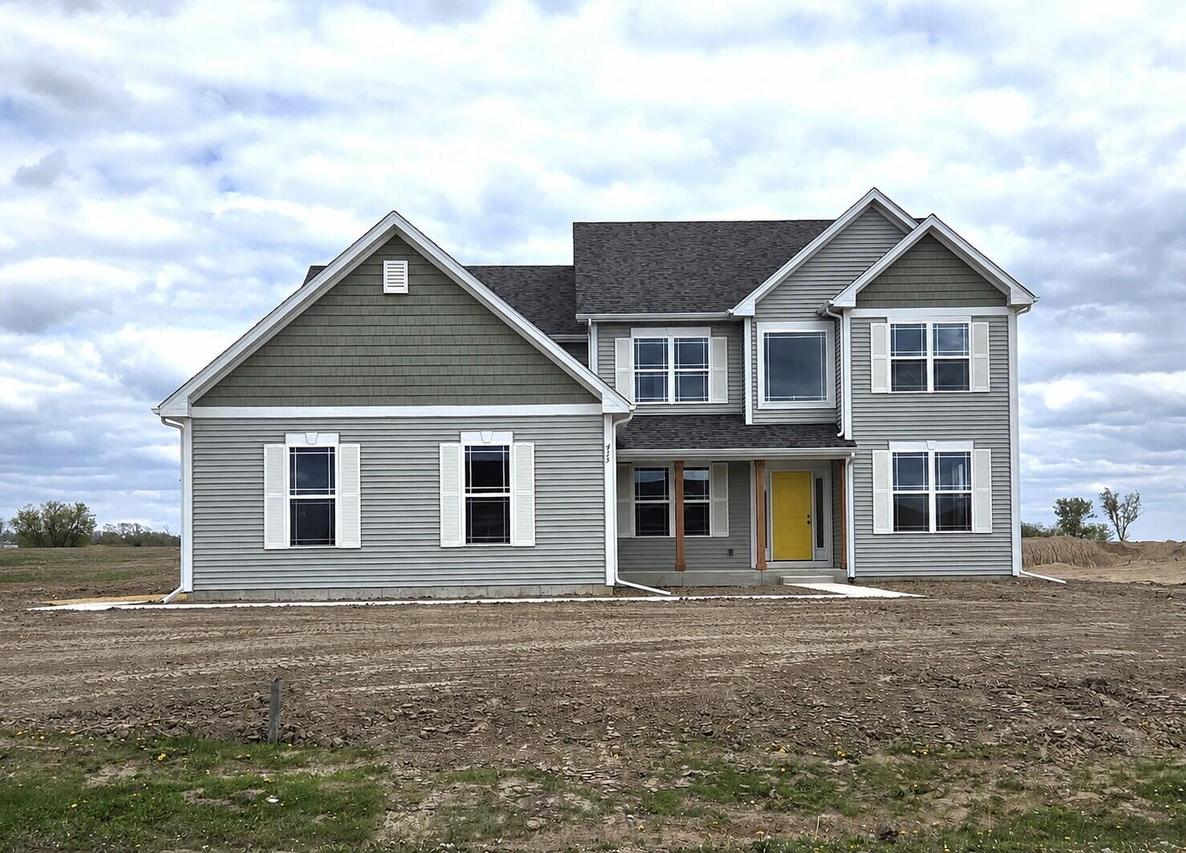 415 Kensington Ct, Williams Bay, WI 53191