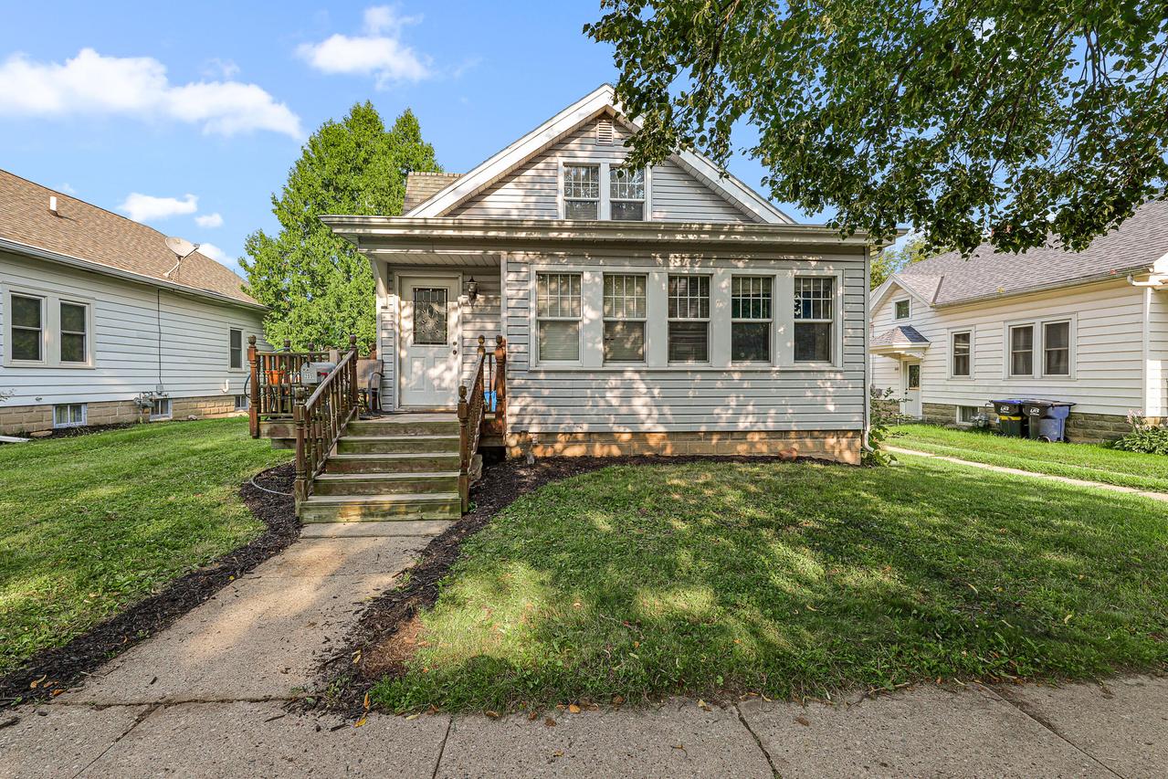 205 S Finch St, Horicon, WI 53032