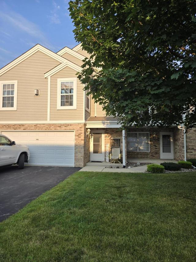 1050 N Sunnyslope Dr #201, Mount Pleasant, WI 53406