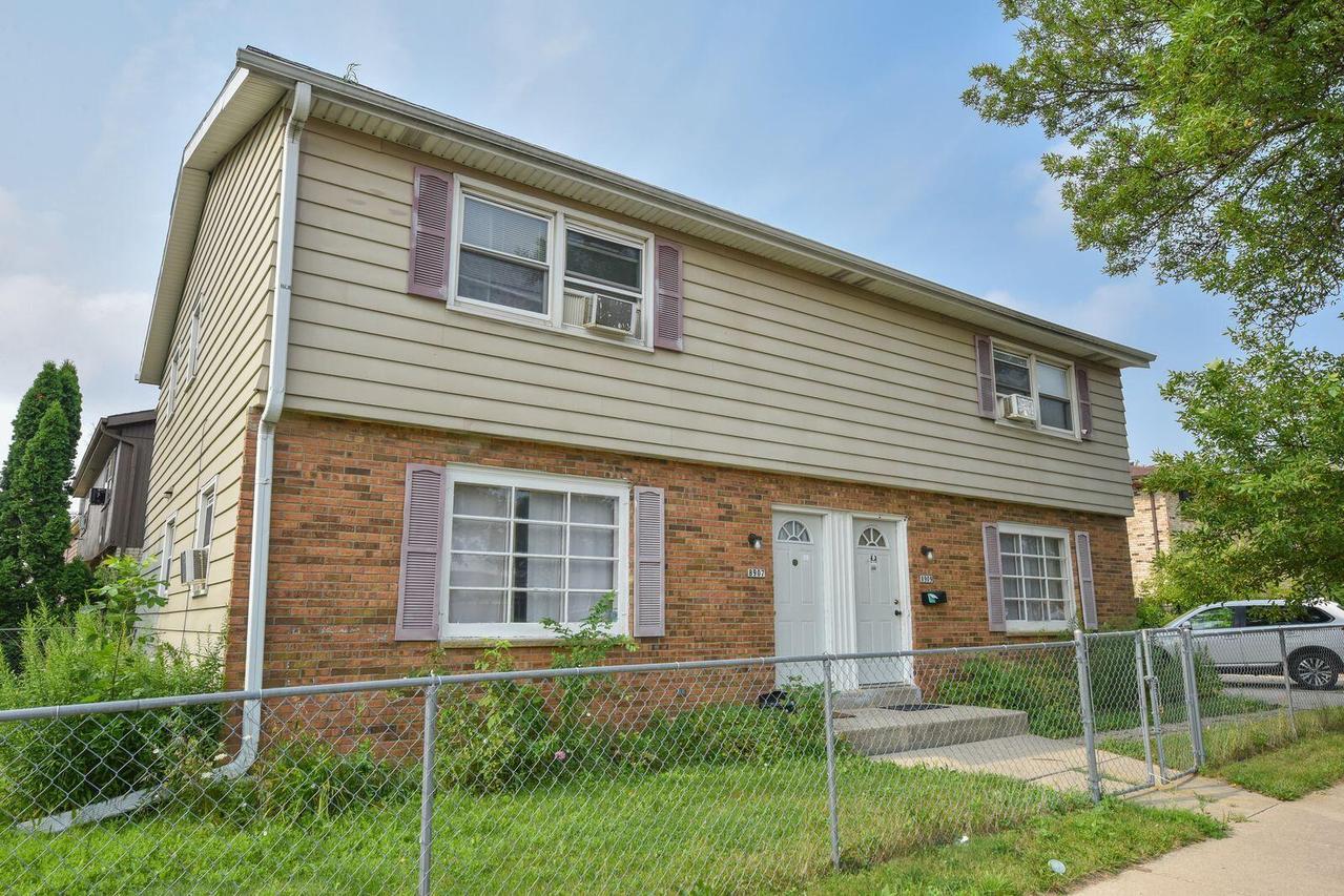 8907 W Mill Rd #8909, Milwaukee, WI 53225