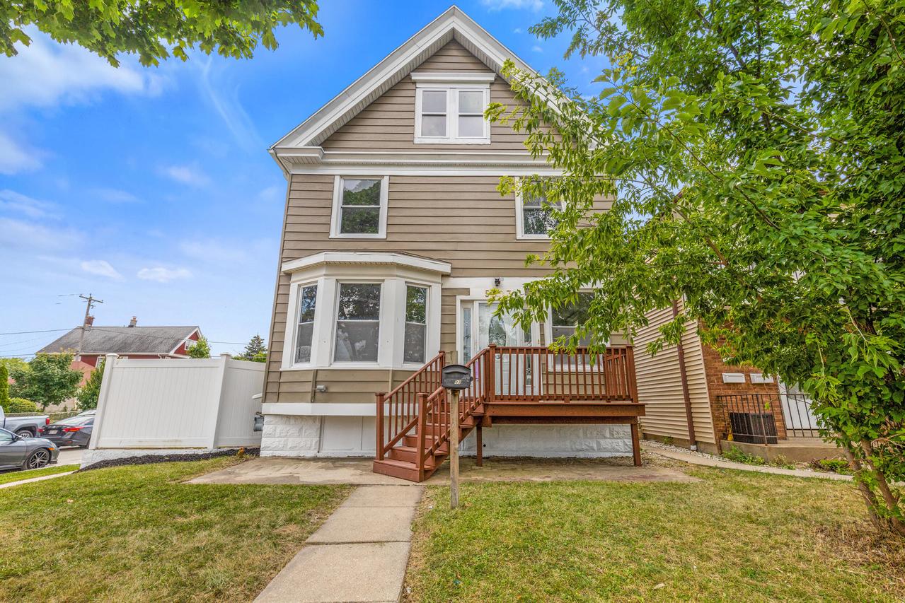 5603 W Burnham St, West Allis, WI 53219