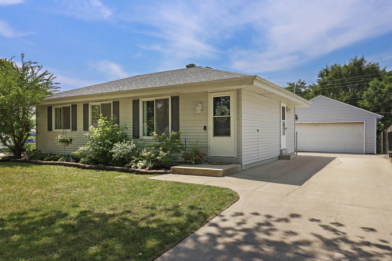 8312 28th Ave, Kenosha, WI 53143