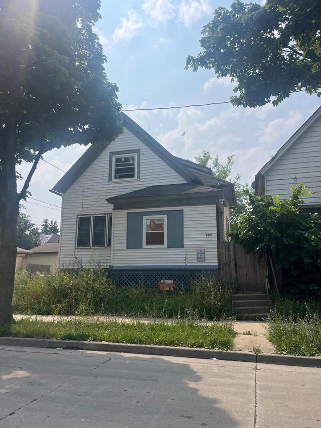 2021 W Hadley St, Milwaukee, WI 53206