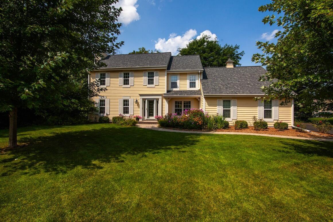 N31W23244 Green Rd, Pewaukee, WI 53072