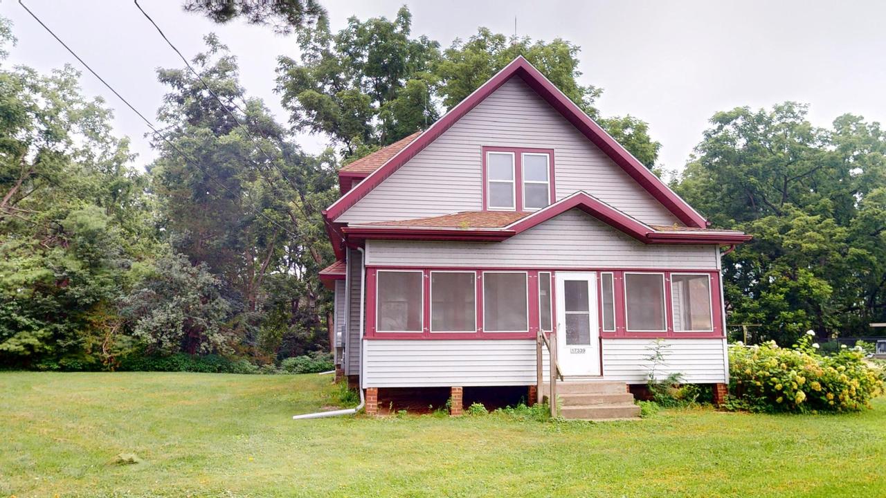 17339 Edgewood Ln, Galesville, WI 54630