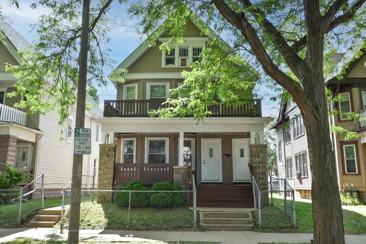 2437 N 45th St #2439, Milwaukee, WI 53210