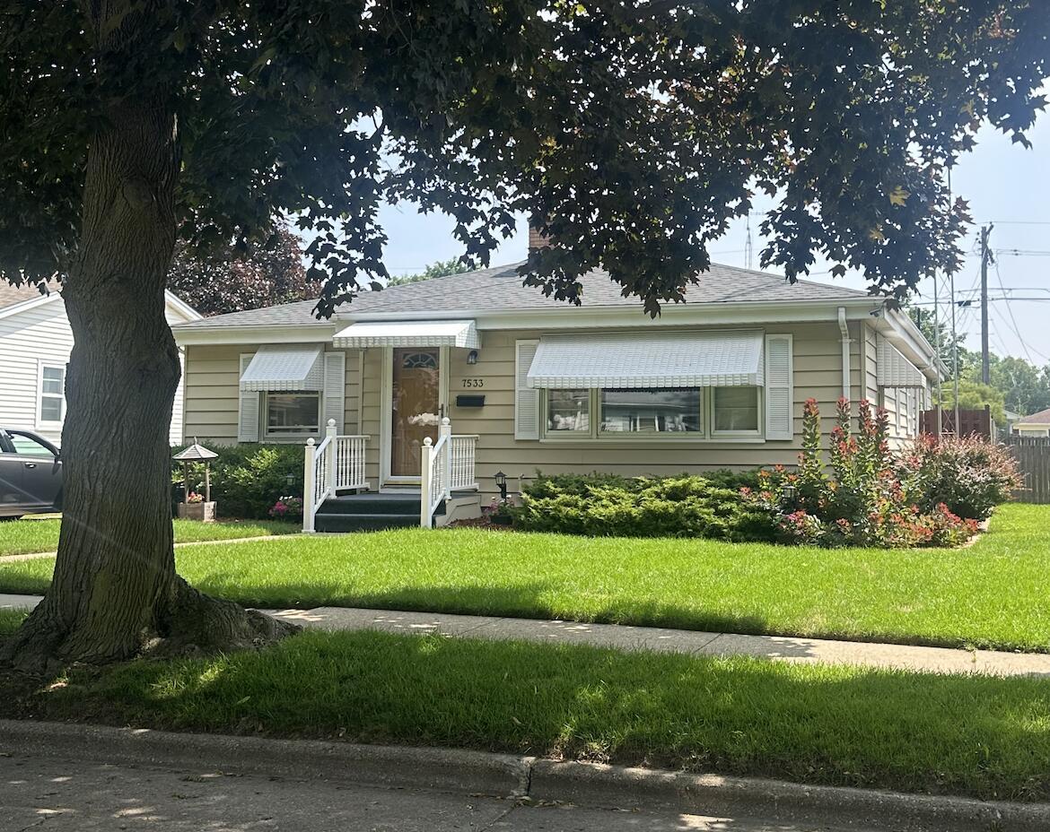 7533 37th Ave., Kenosha, WI 53142