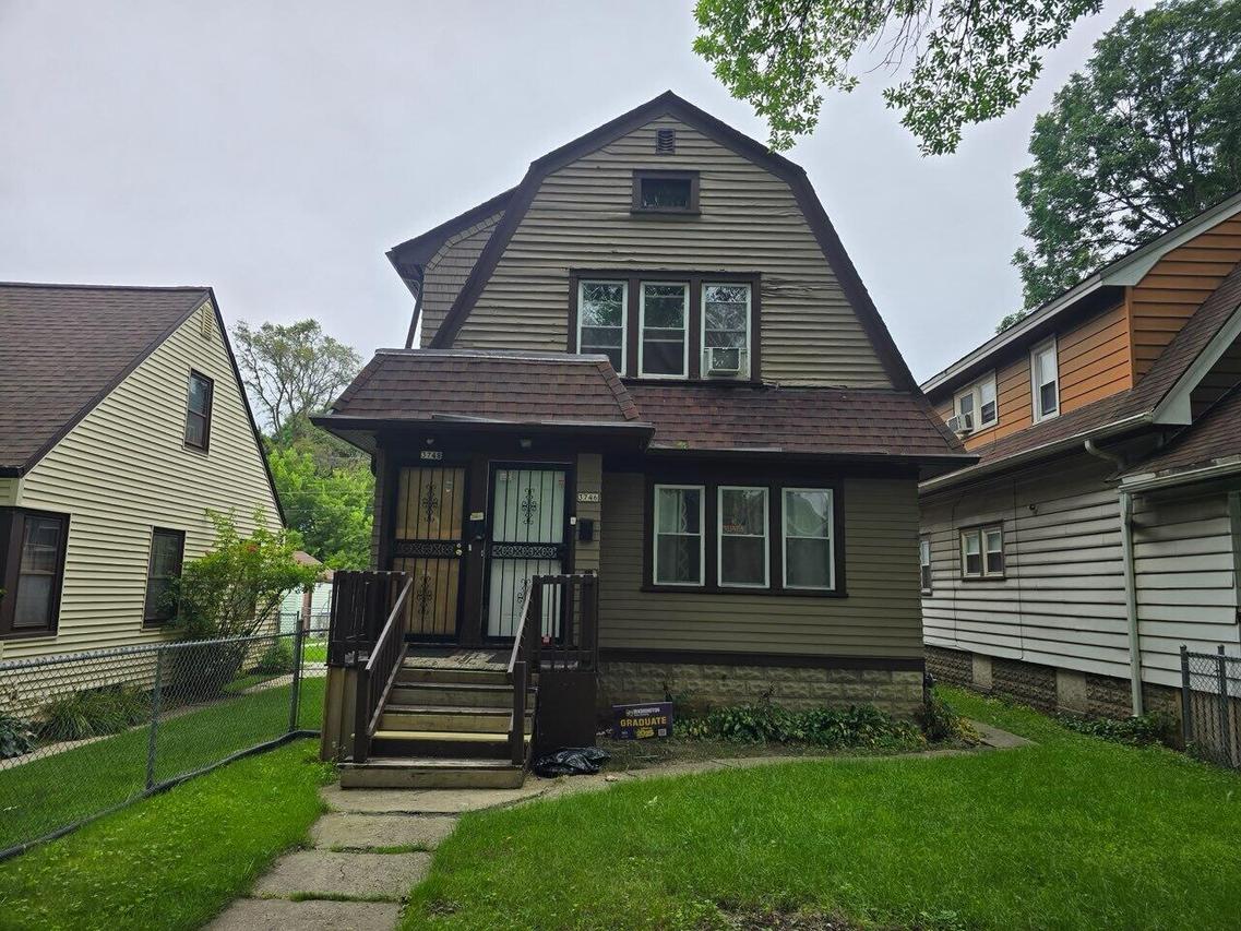 3746 N 38th St #3748, Milwaukee, WI 53216