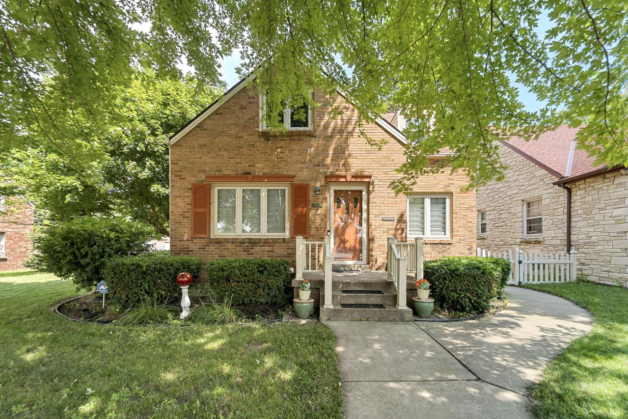 2024 W Silver Spring, Glendale, WI 53209