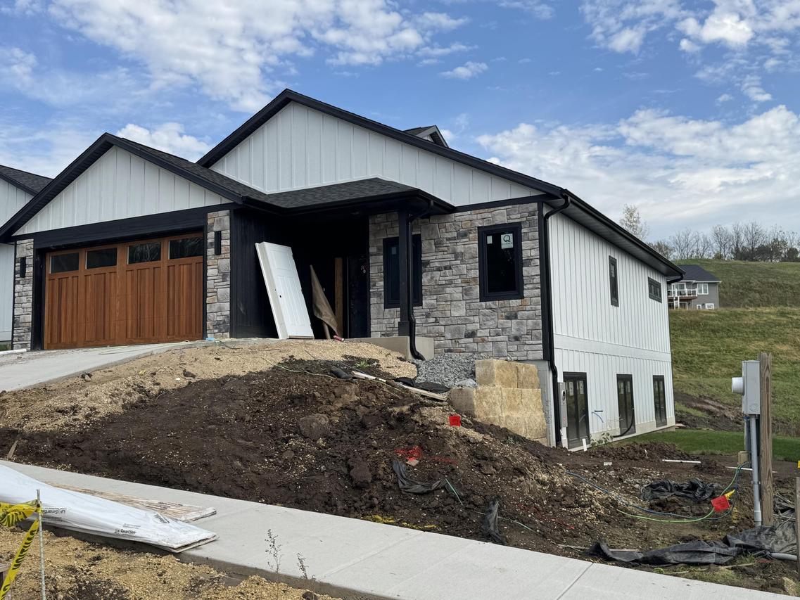 4078 Brooke Elizabeth Dr, Onalaska, WI 54650