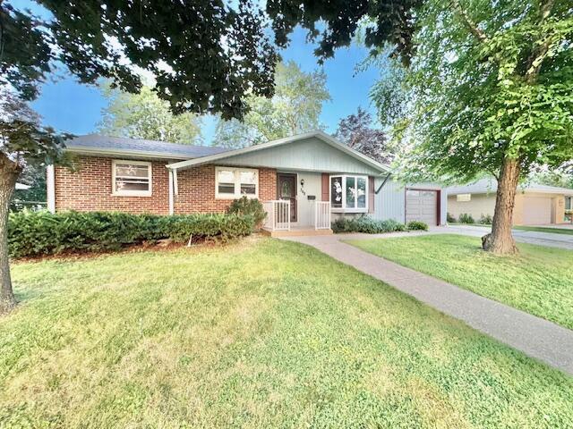 348 Donald Dr, Burlington, WI 53105