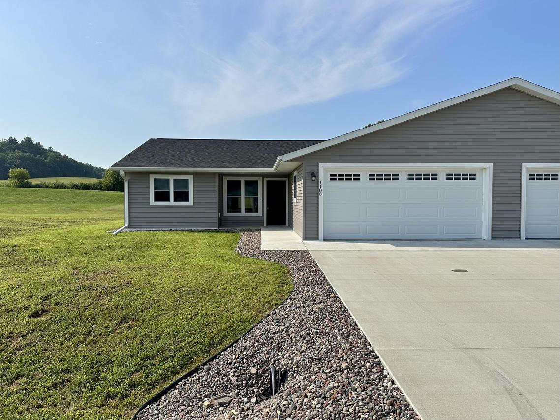 1103 E Maple St, Blair, WI 54616