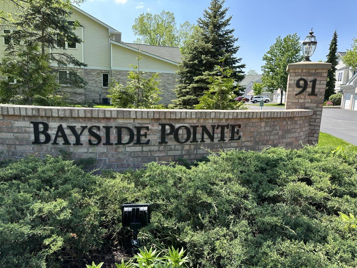 91 Potawatomi Rd #E2, Williams Bay, WI 53191
