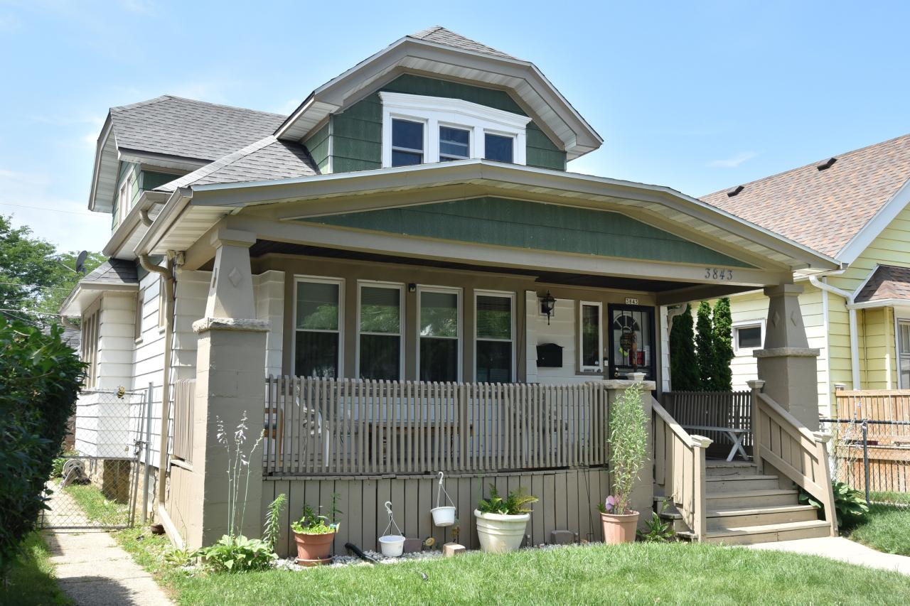 3843 N 25th St, Milwaukee, WI 53206