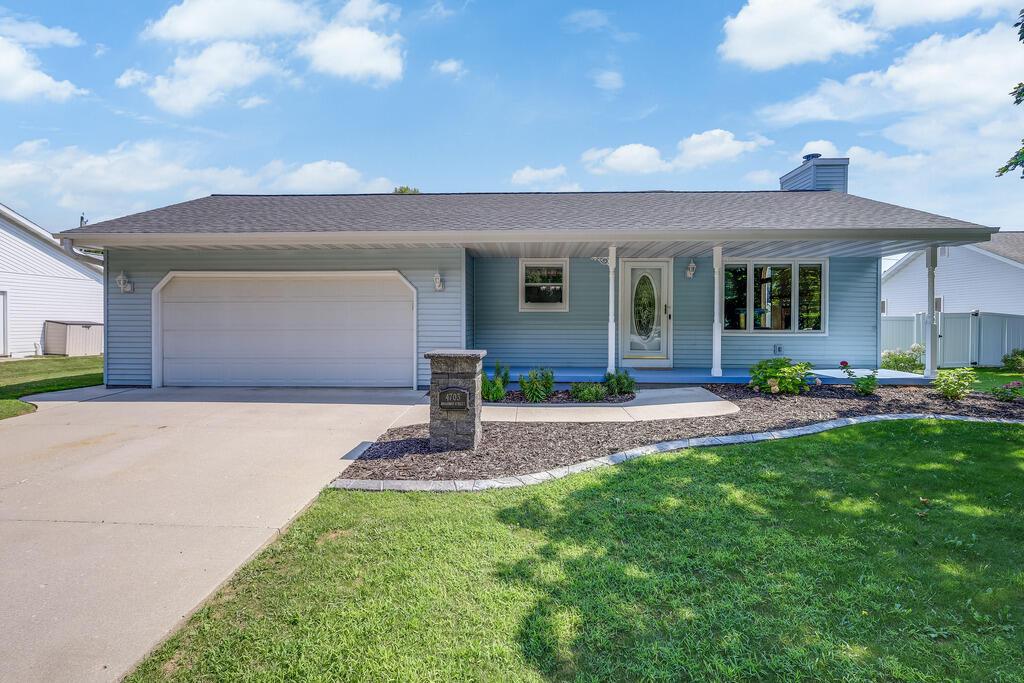 4703 Broadway St, Manitowoc, WI 54220