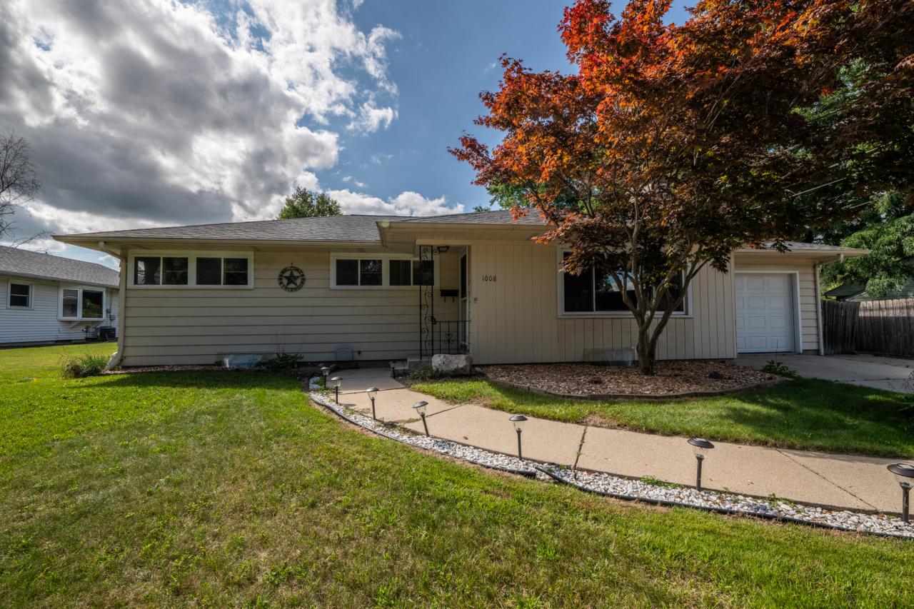 1008 Green Tree Rd, West Bend, WI 53090