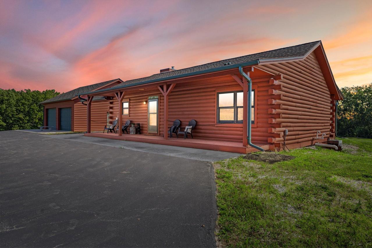 3825 W 6 1/2 Mile Rd, Raymond, WI 53108