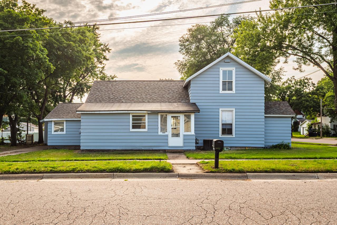100 S Tyler St, Sparta, WI 54656