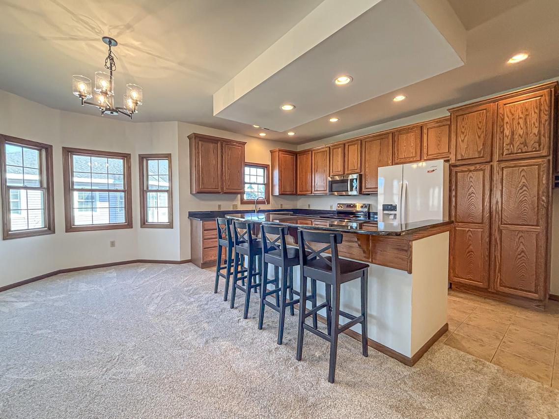 214 Potter Rd #201, Elkhorn, WI 53121