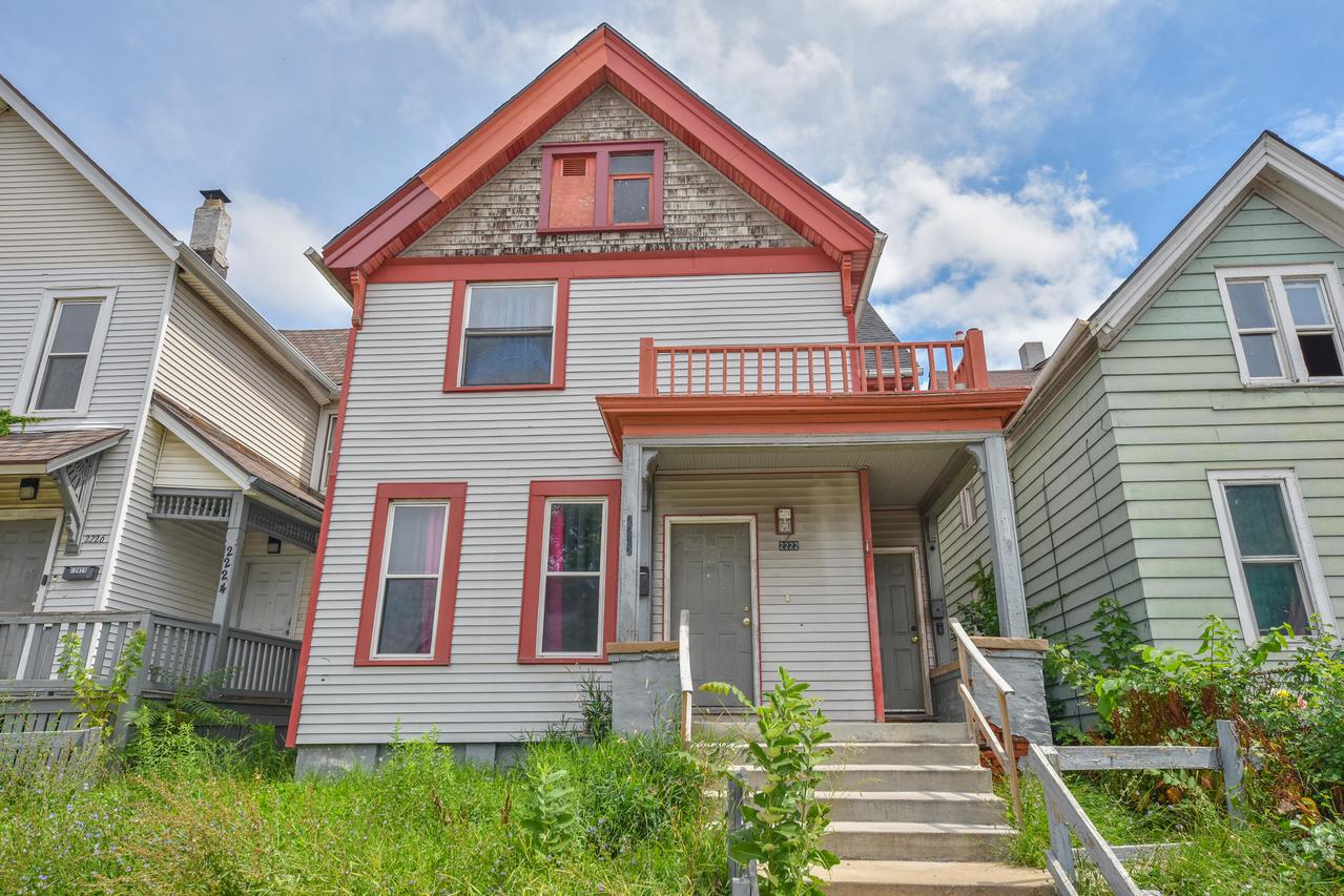 2220 N Holton St #2222, Milwaukee, WI 53212