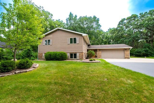 21531 81st St, Bristol, WI 53104