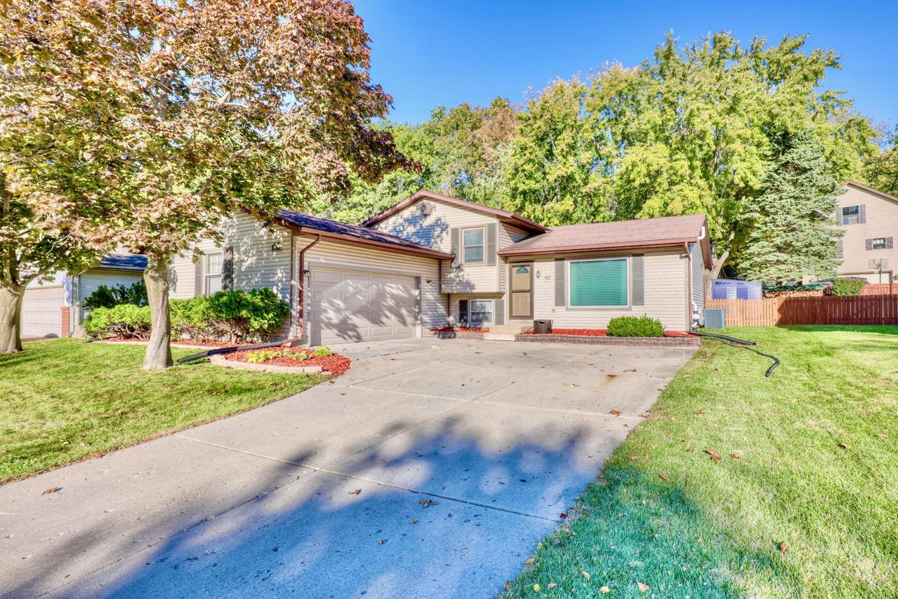 410 S Grandview Blvd, Waukesha, WI 53188