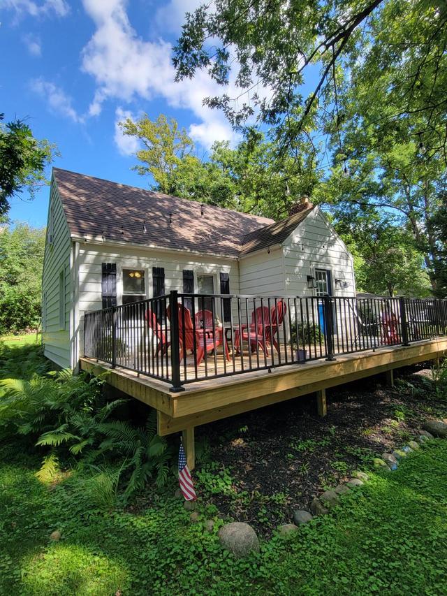 3281 Lockwood Blvd, Lyons, WI 53147