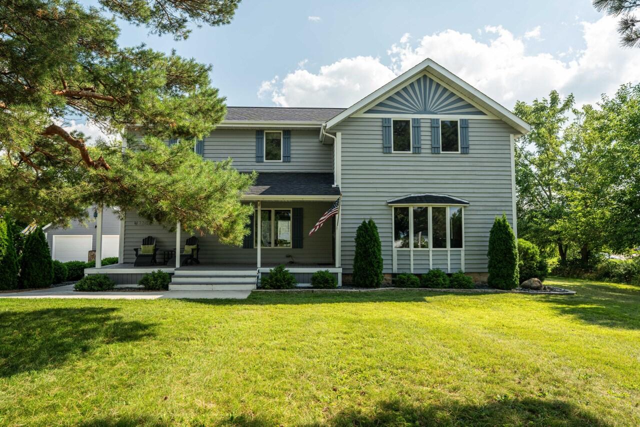 N46W22811 Lindsay Rd, Pewaukee, WI 53072