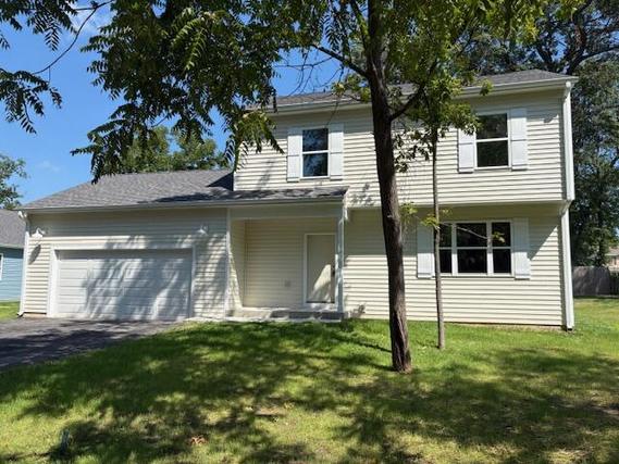 New Homes For Sale This Week That Attend Lake Geneva Middle School: August 8th to August 14th
