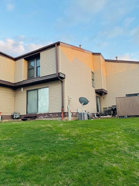 5225 S 13th St #P, Milwaukee, WI 53221