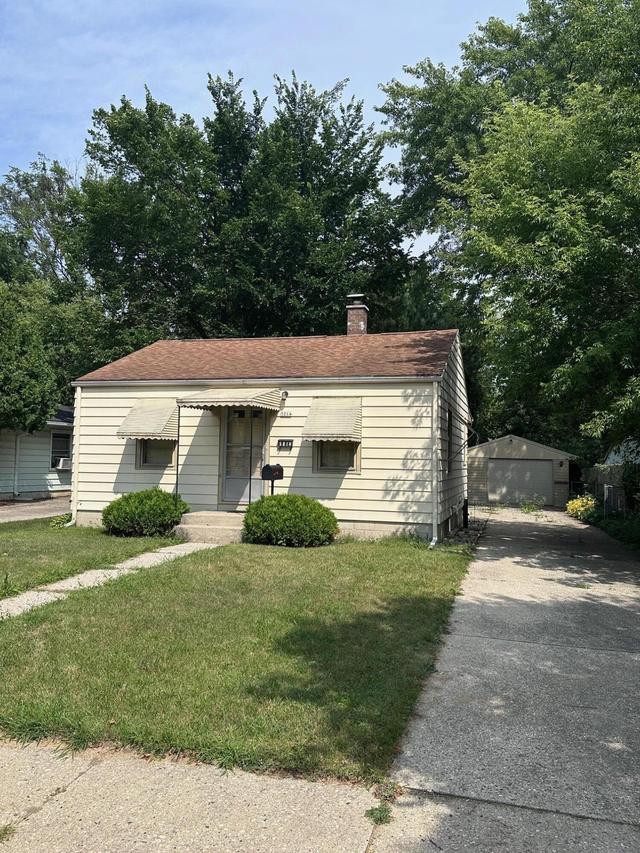 5014 N 61st St, Milwaukee, WI 53218