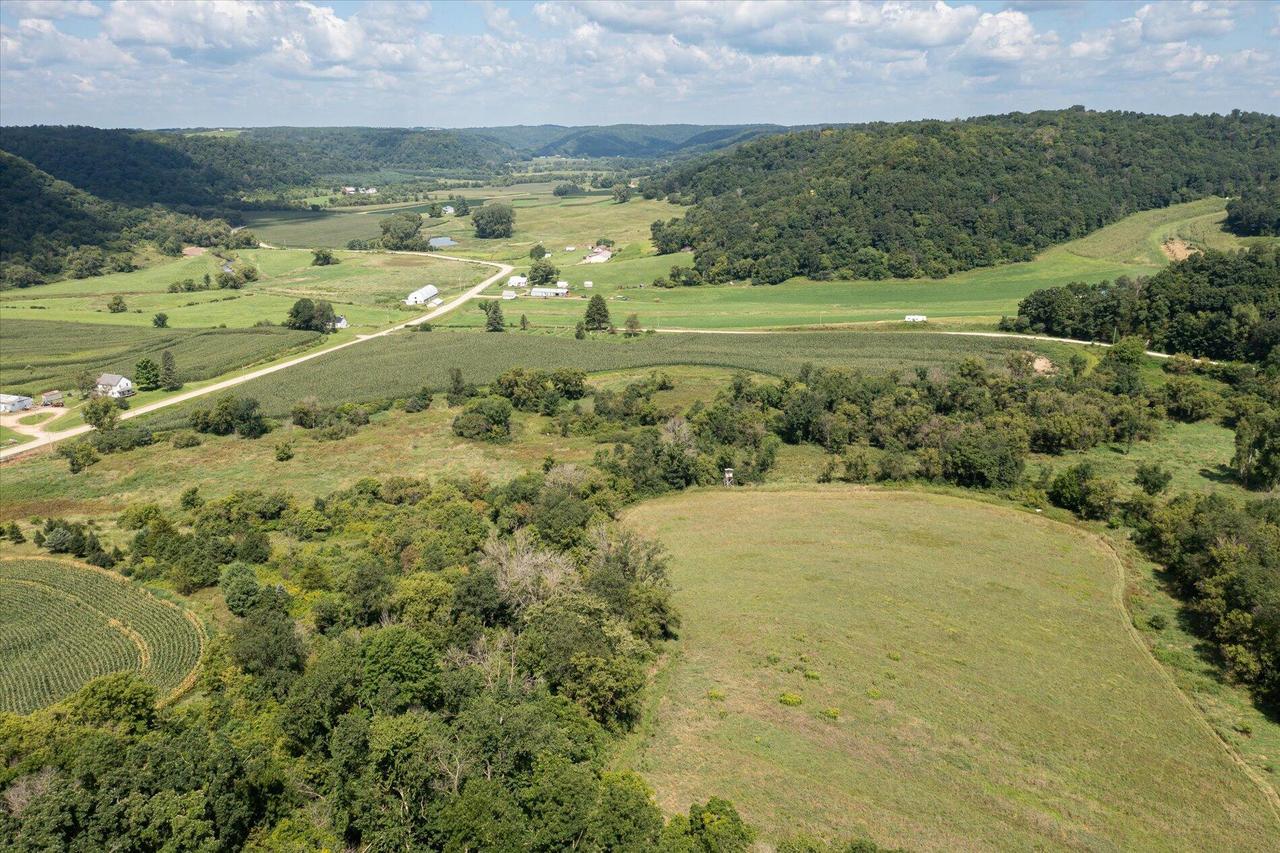 23509 County Hwy, Dayton, WI 53581