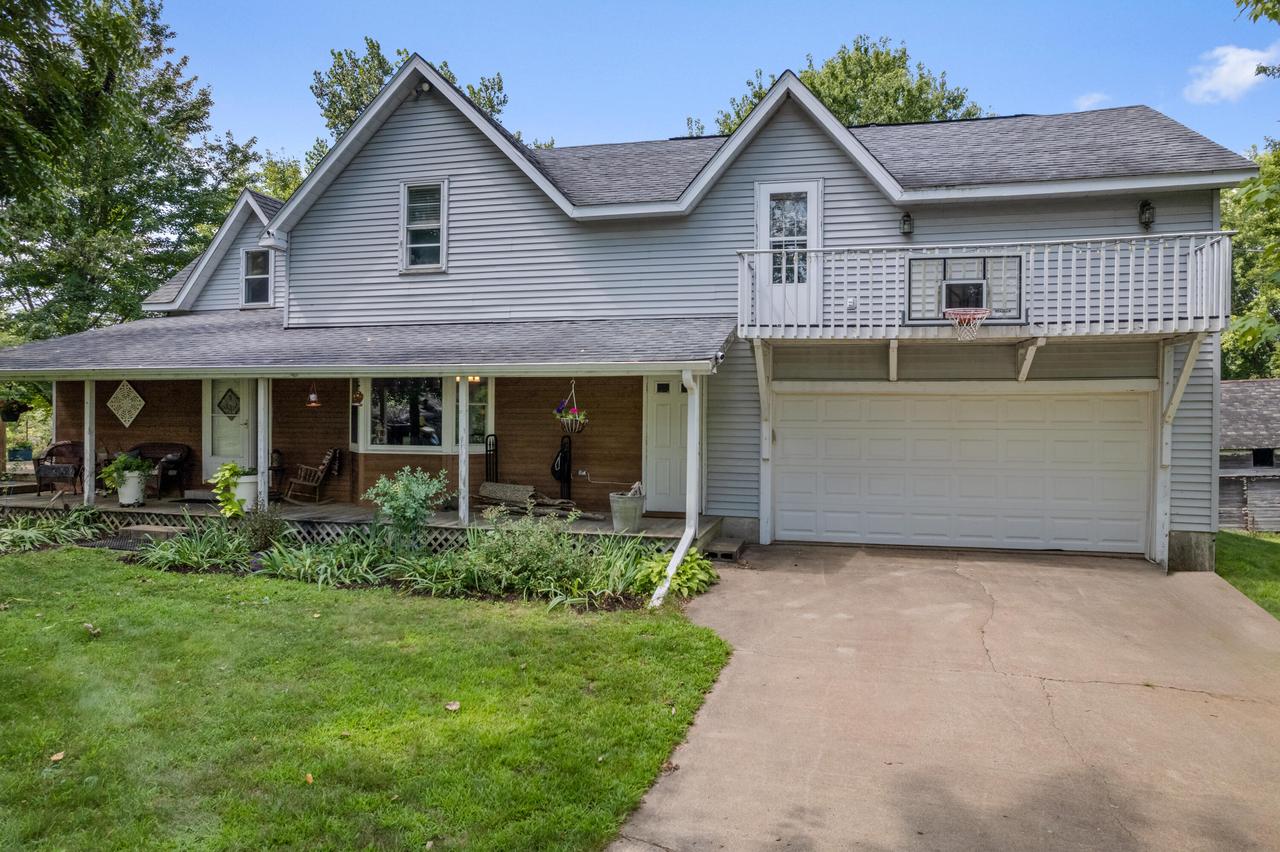 N1677 420th St, Dunn, WI 54751