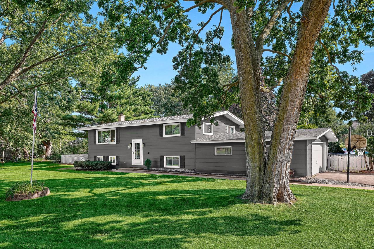 710 Hanson Rd, Campbell, WI 54603
