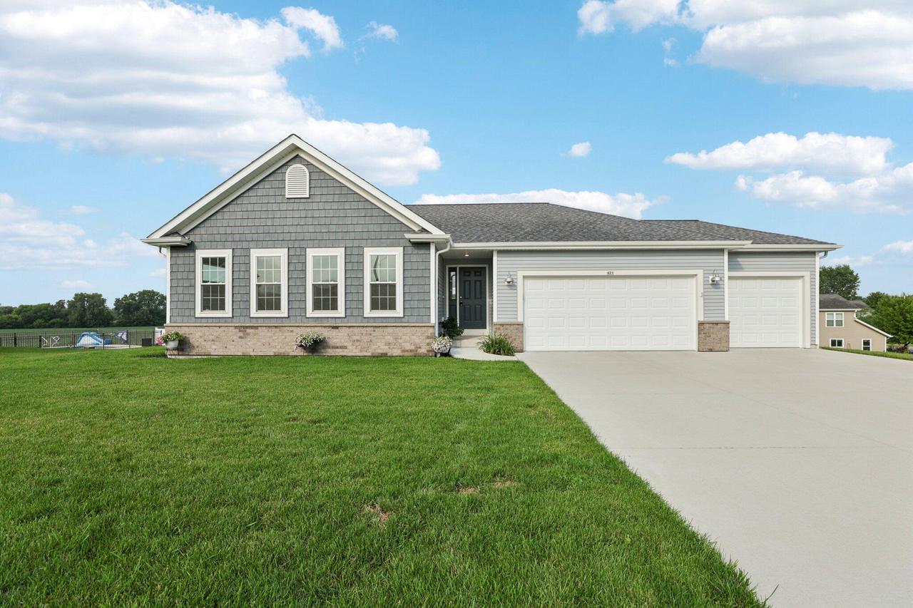 421 Rosewood Ct, Lake Mills, WI 53551