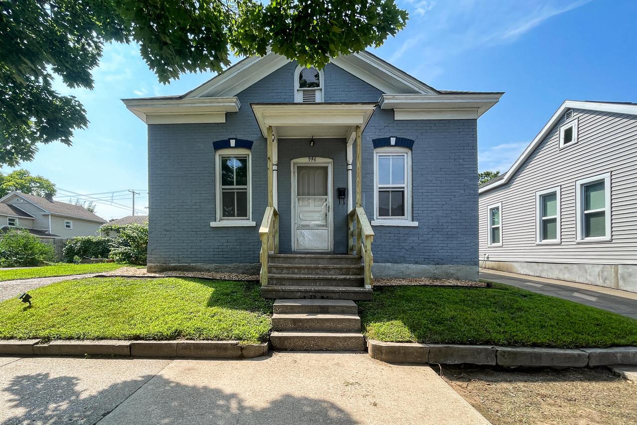 946 Hood St, La Crosse, WI 54601