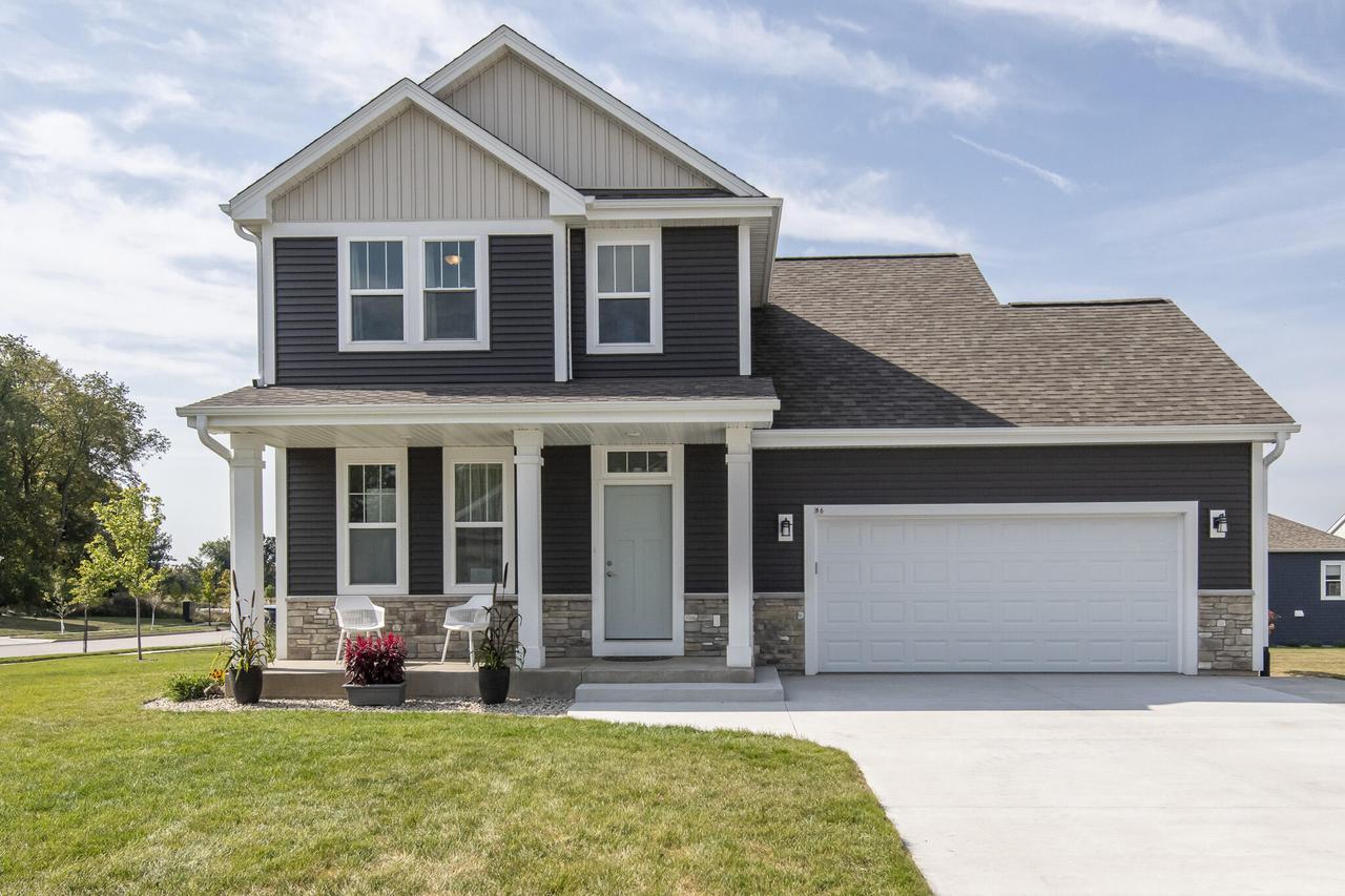 86 Weston Ridge, Oconomowoc, WI 53066