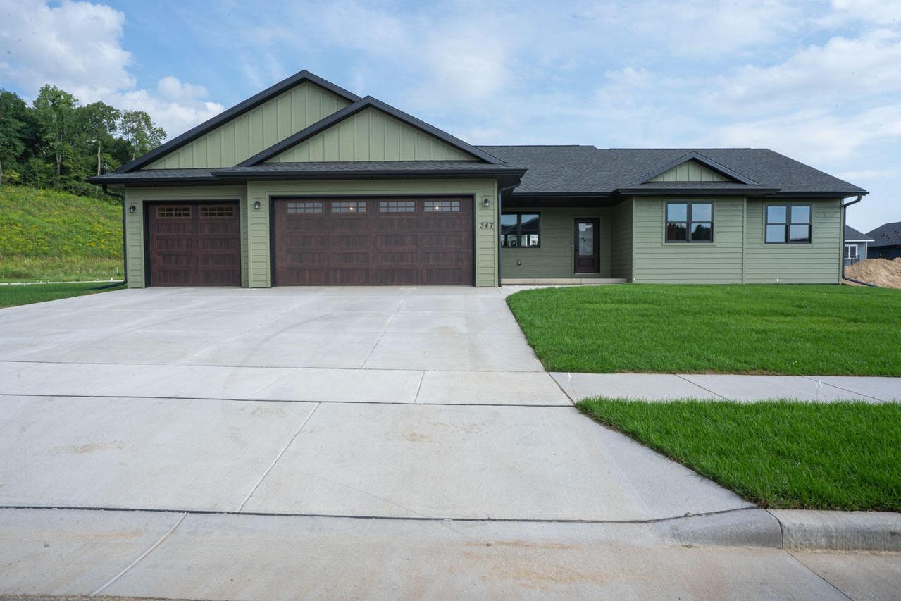 347 Southern Dr, Holmen, WI 54636