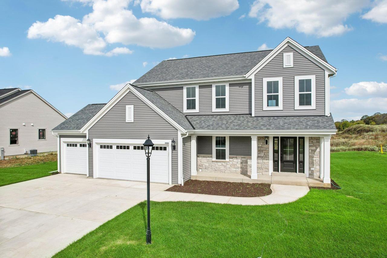 2684 Mapleton Ave, East Troy, WI 53120