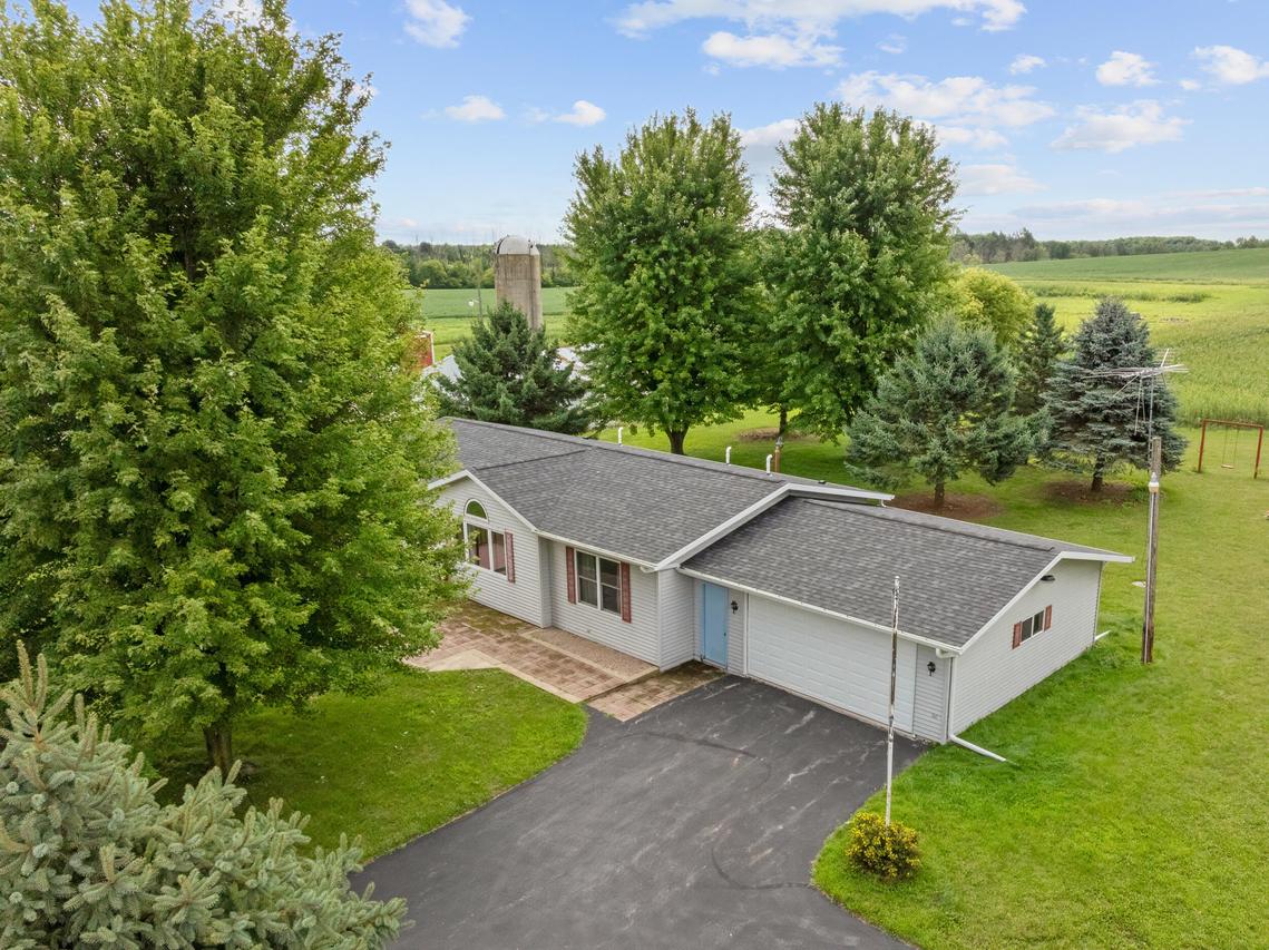 W5487 County Road F -, Lyndon, WI 53093