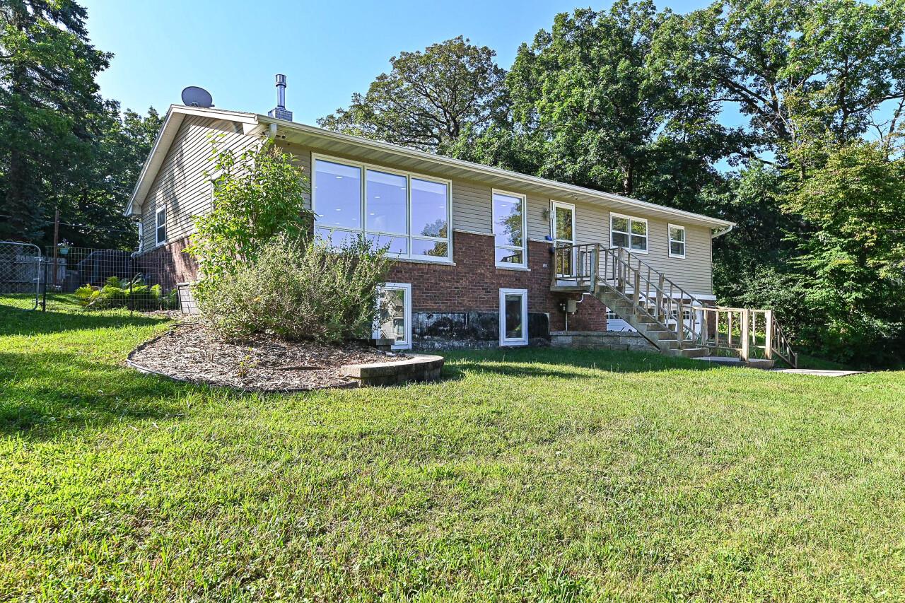 W5737 North Dr, La Grange, WI 53121
