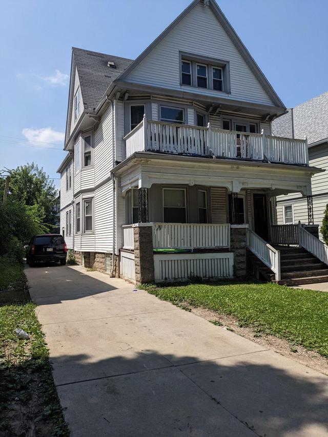 2113 N 48th St #2115, Milwaukee, WI 53208