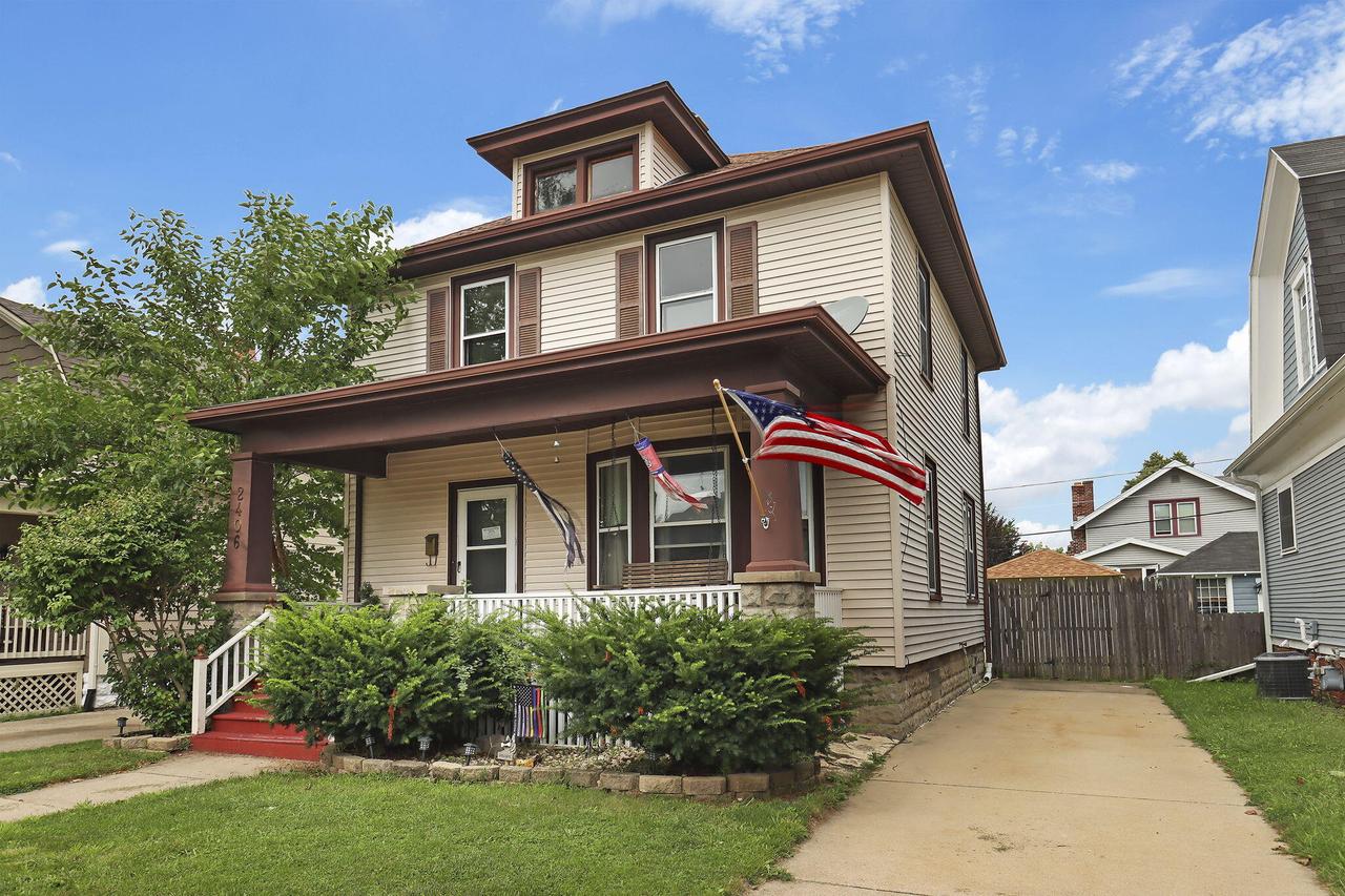 2406 Carmel Ave, Racine, WI 53405