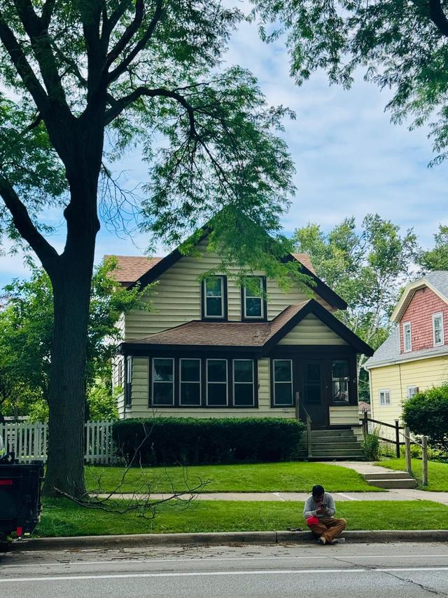 2344 E Oklahoma Ave, Milwaukee, WI 53207
