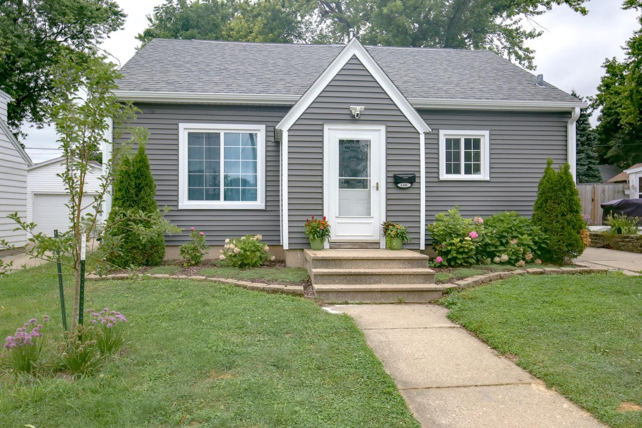 6416 38th Ave, Kenosha, WI 53142