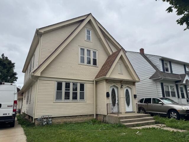 4049 N Elmhurst Rd #4051, Milwaukee, WI 53216